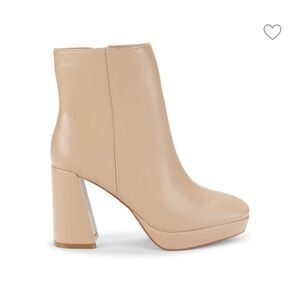 Charles David Boots Size 5.5 BNWT